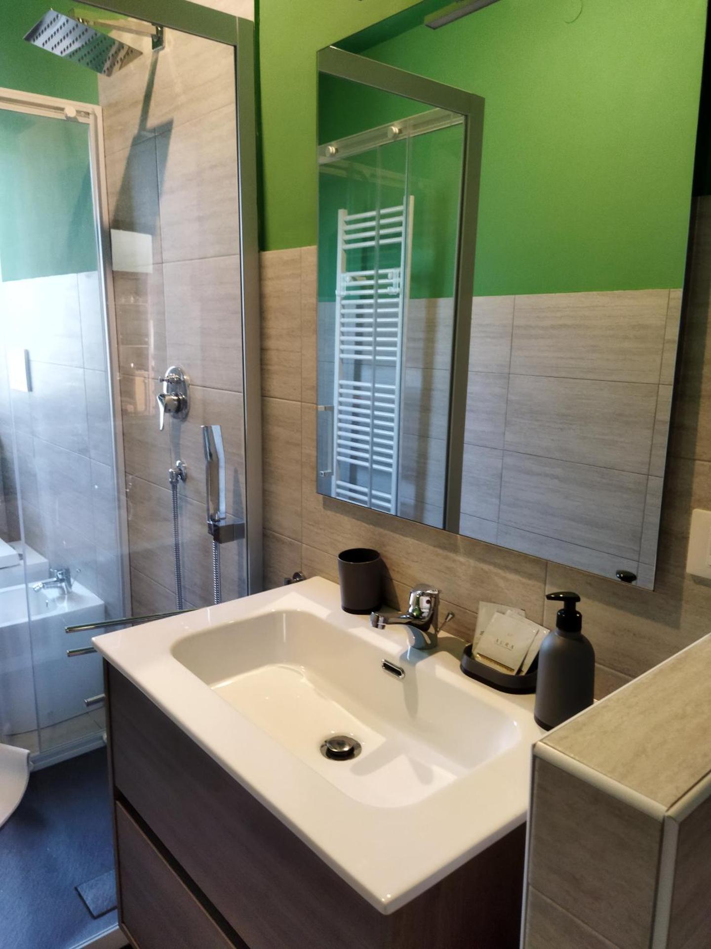 Appartamento doppi bagni sei posti letto