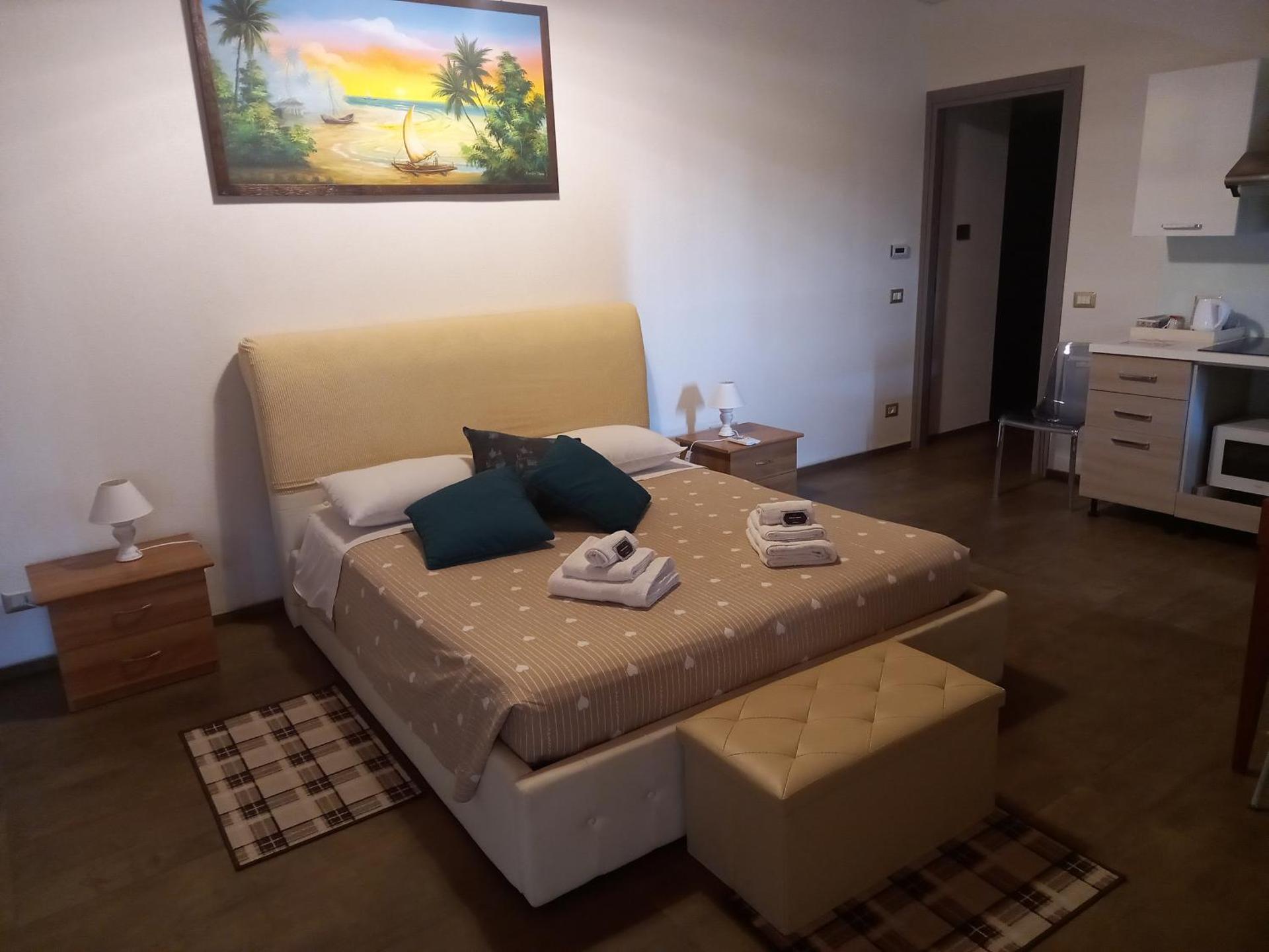 Studio with Garden View