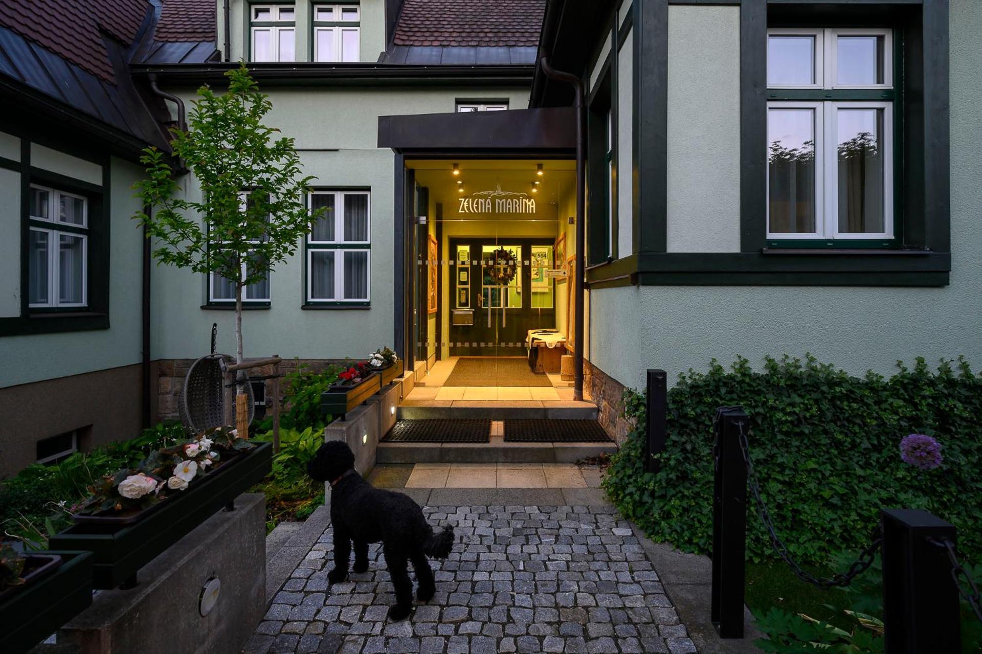 Hotel Zelená Marina