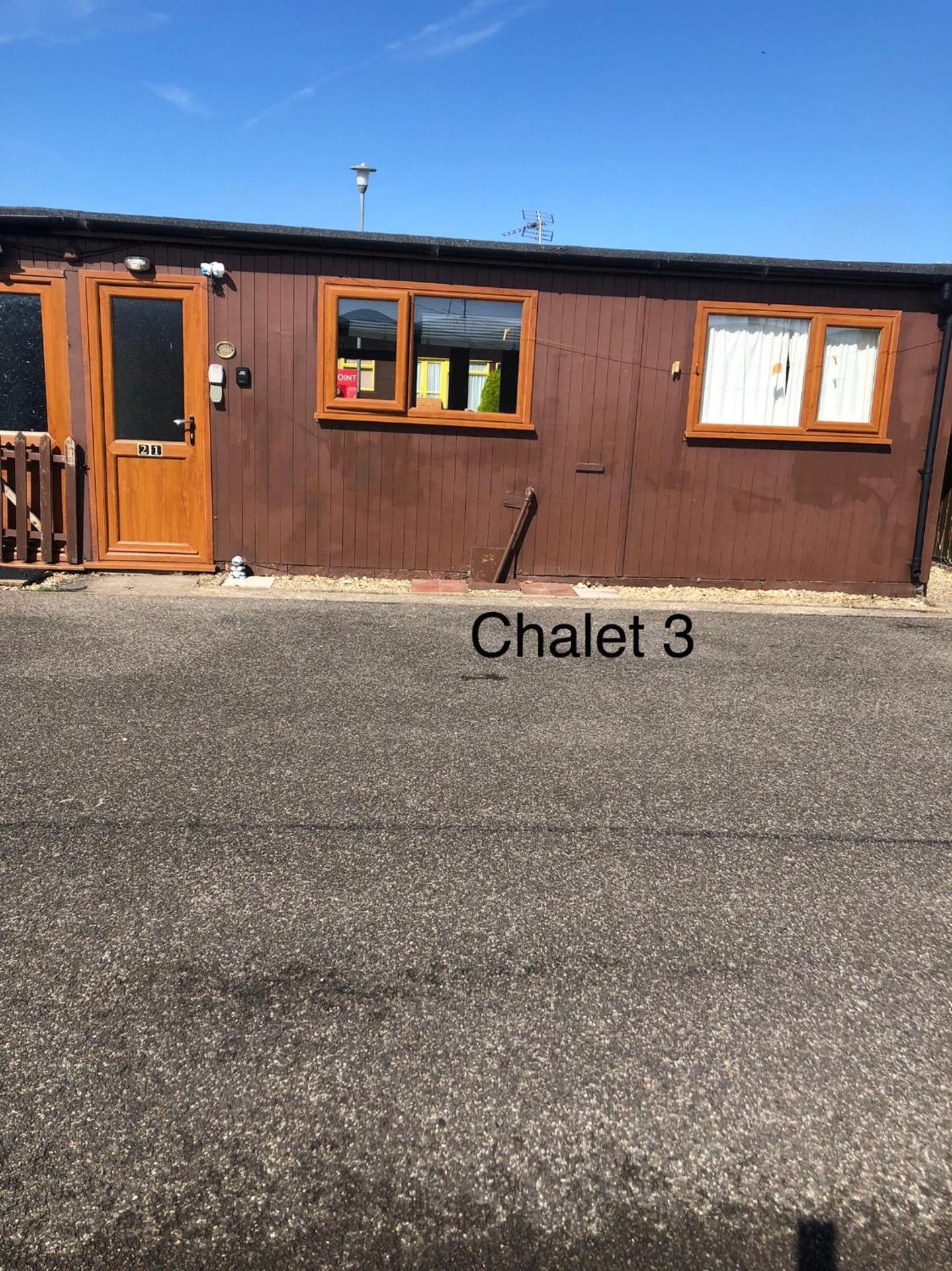 Atlanta Ceder Wood Chalet