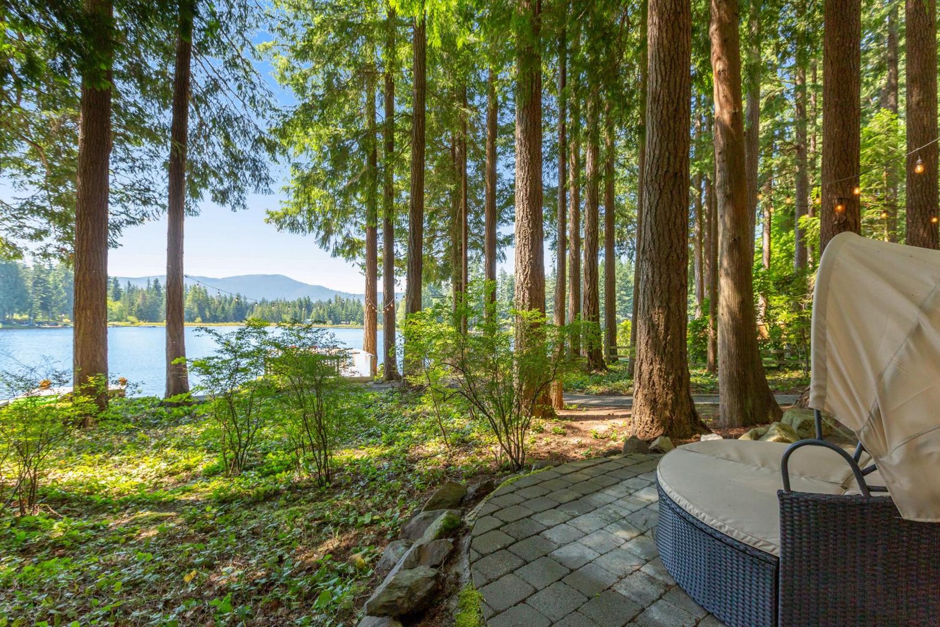 Moonlight Cottage at Lake Alice