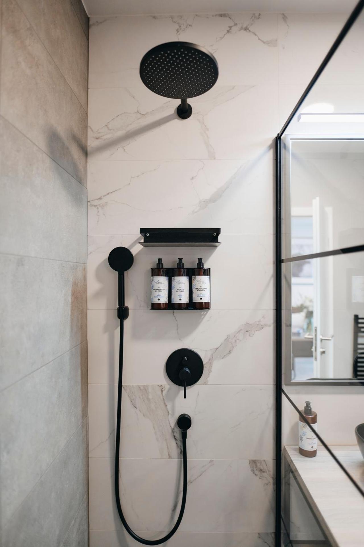 Premium Family Apartment