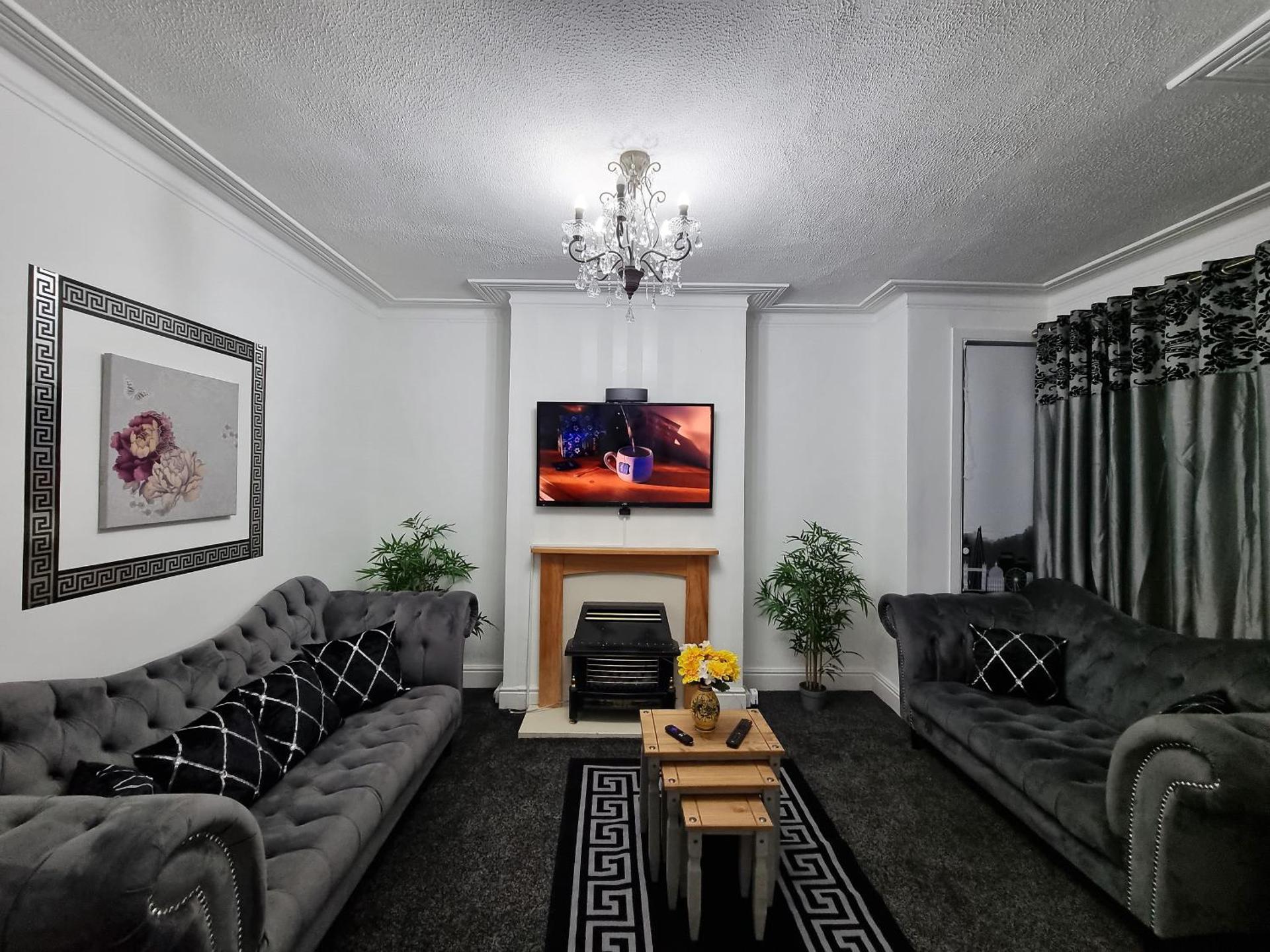 *12PR* Setup for your most relaxed & amazing stay + Free Parking + Free Fast WiFi *