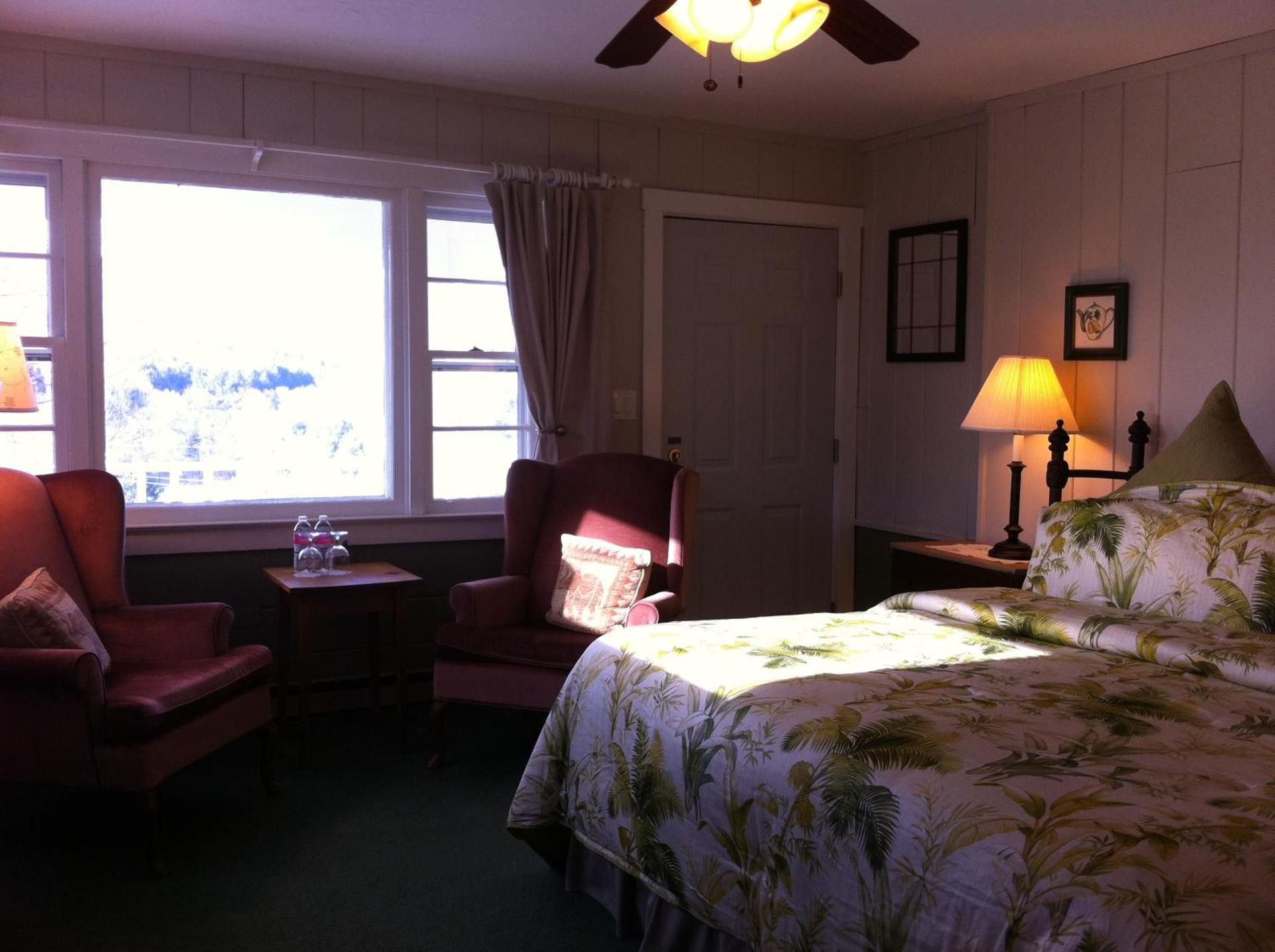 King Room with Mountain View