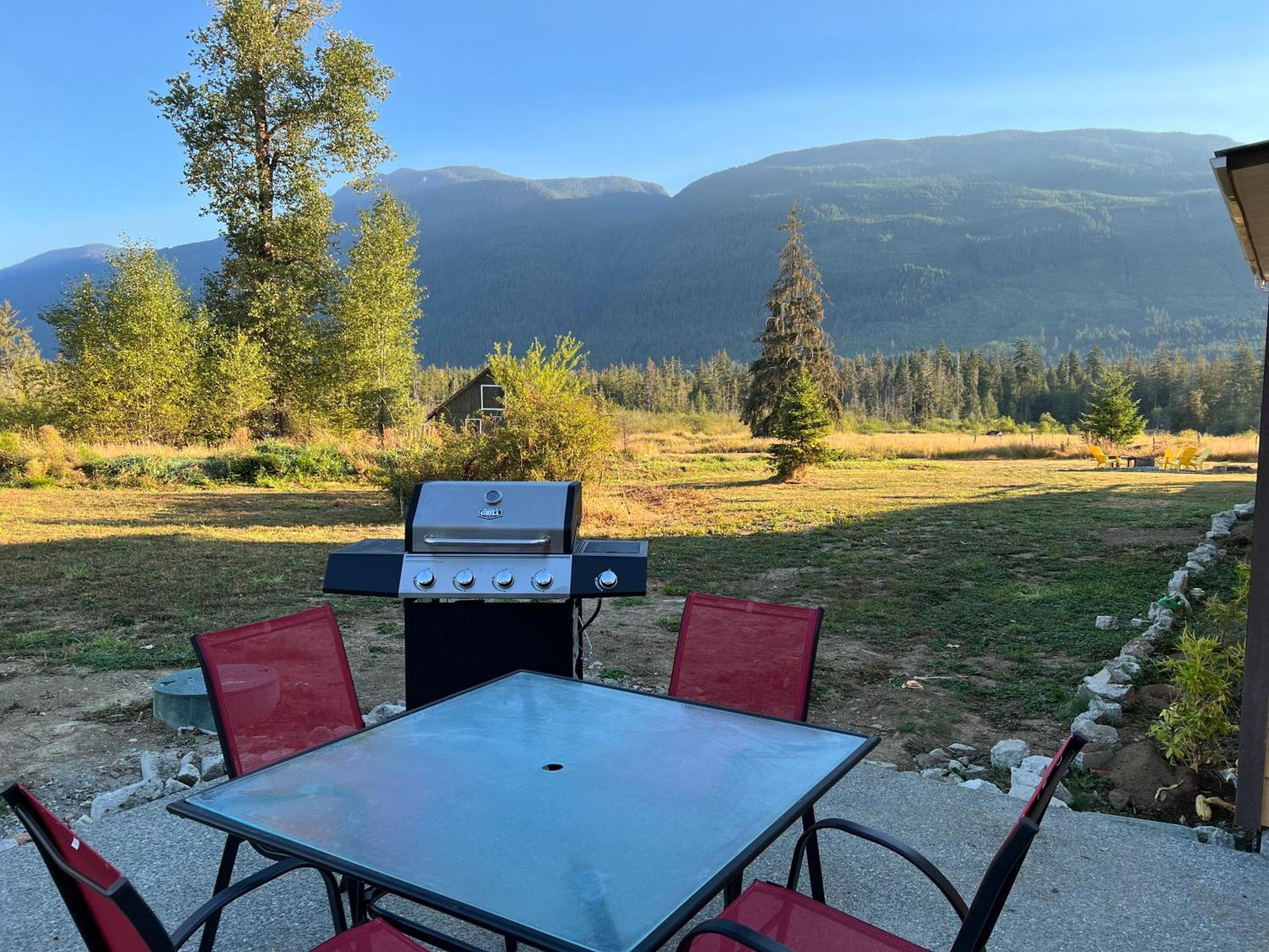 Country home, Sleeps 6 pets friendly