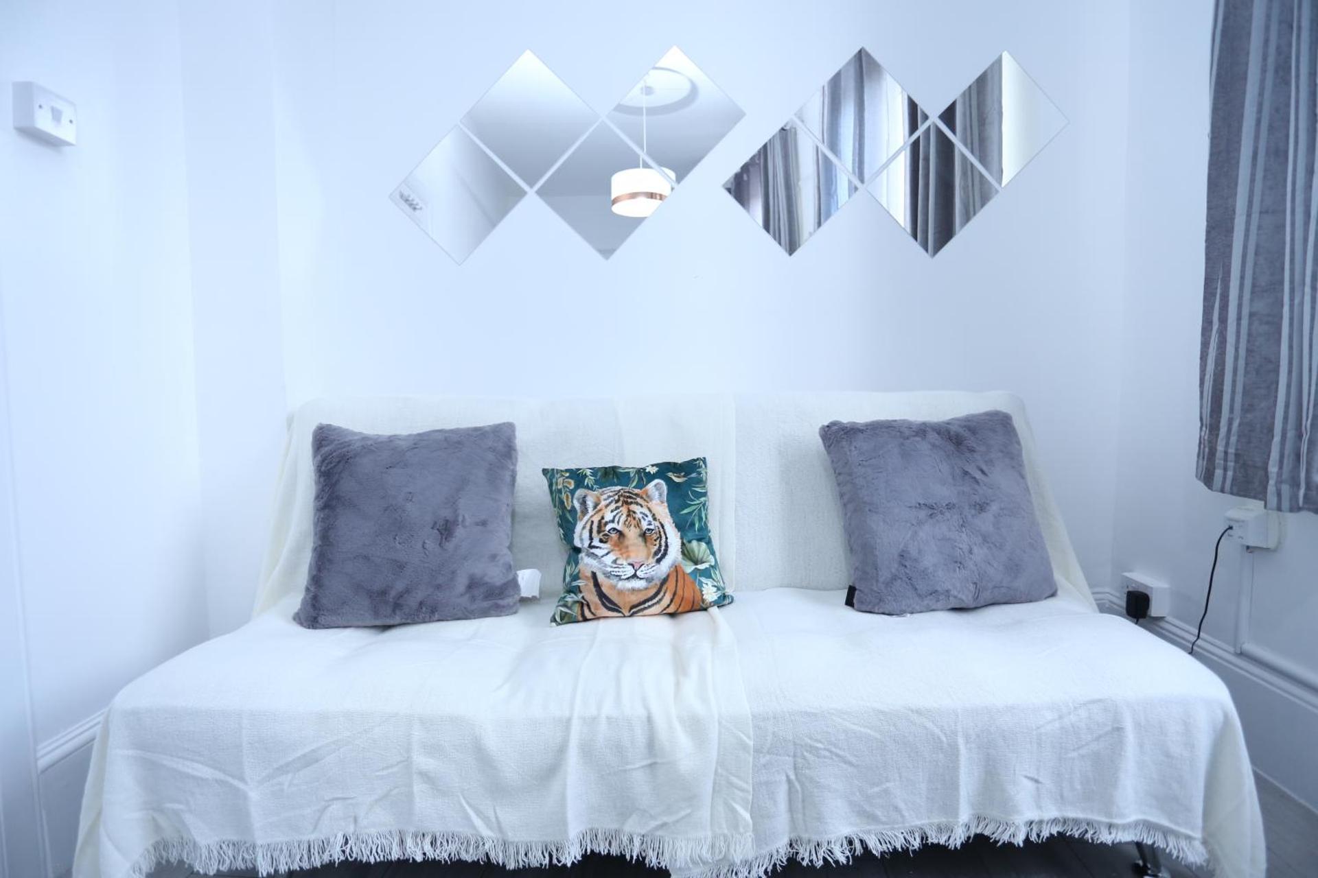 London Town Apartment- Lewisham