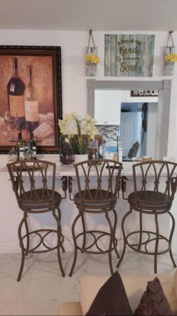 Palm Springs 3-Bedroom 2-Bath 5 Miles to the Beach