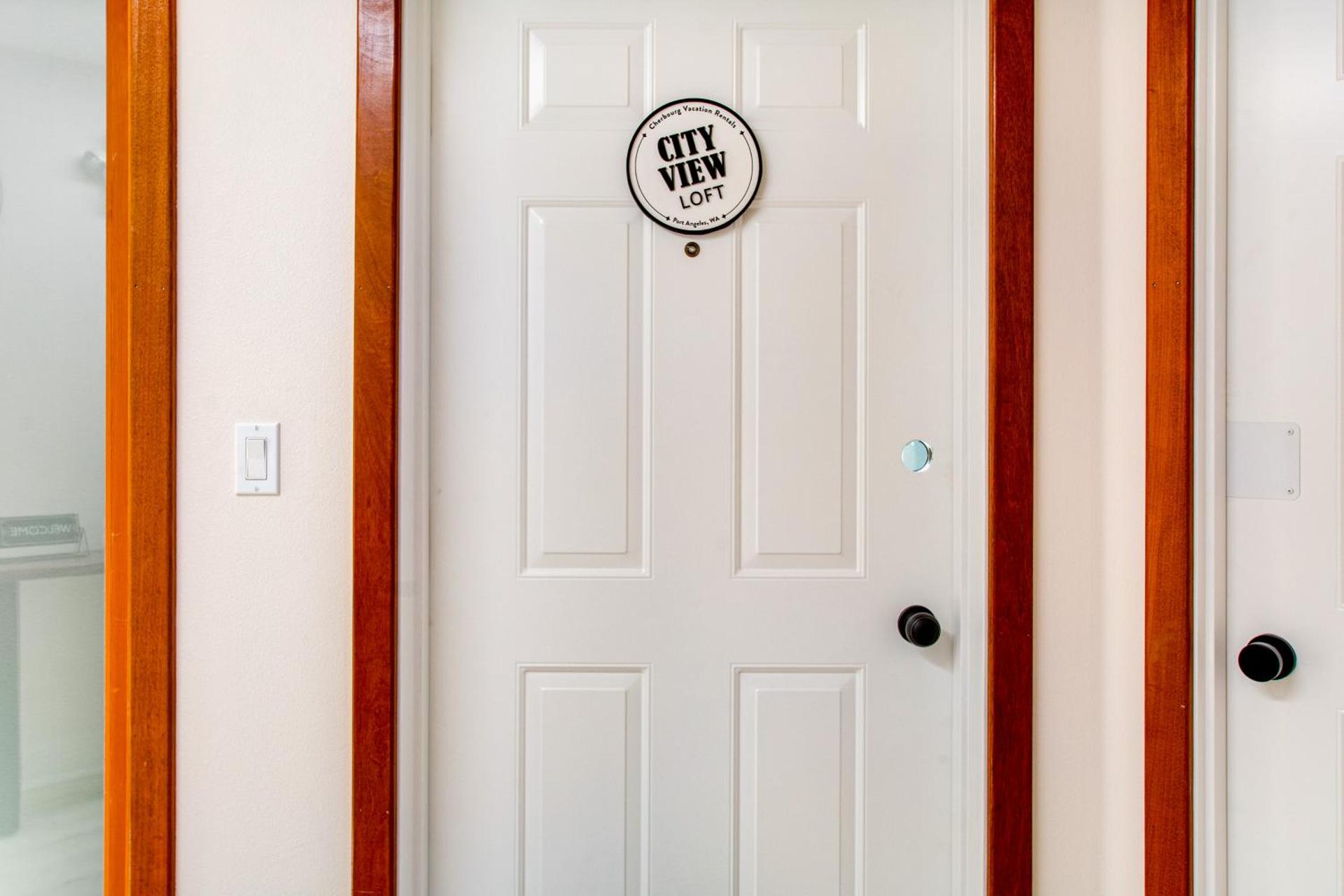 Port Angeles City View Loft