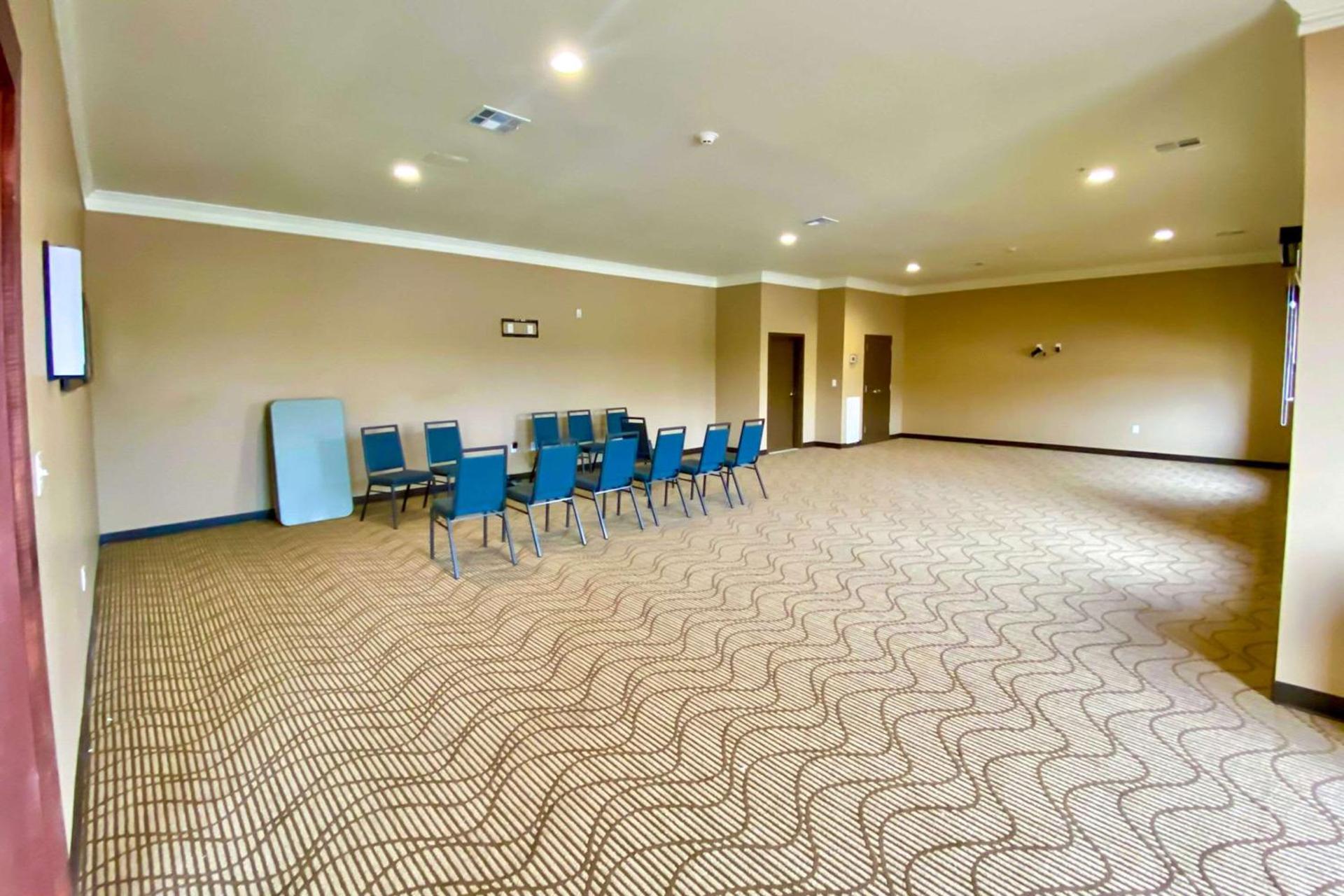 Meeting/conference room