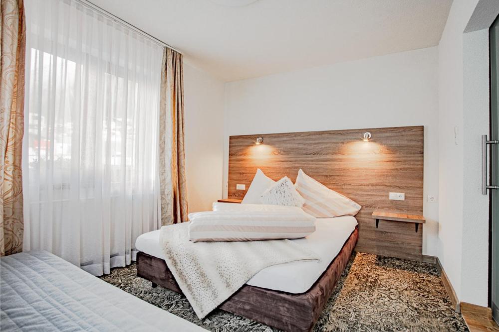 Apartments Leszek Elis 141