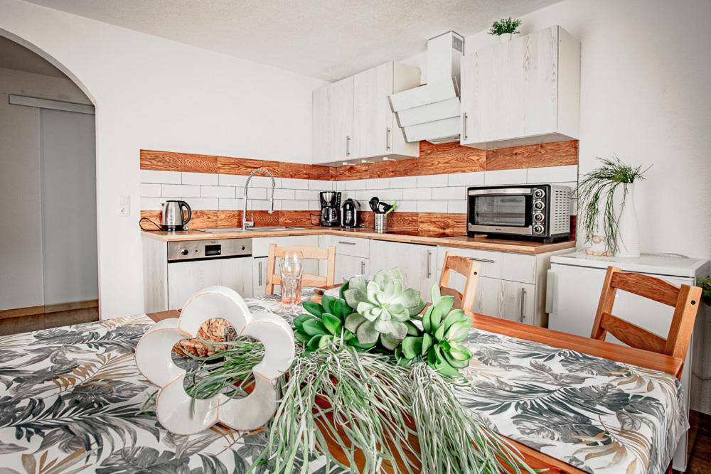 Apartments Leszek Elis 141