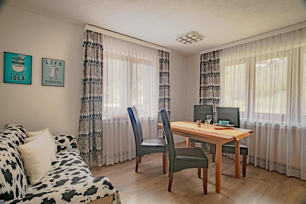 Apartments Leszek Elis 141