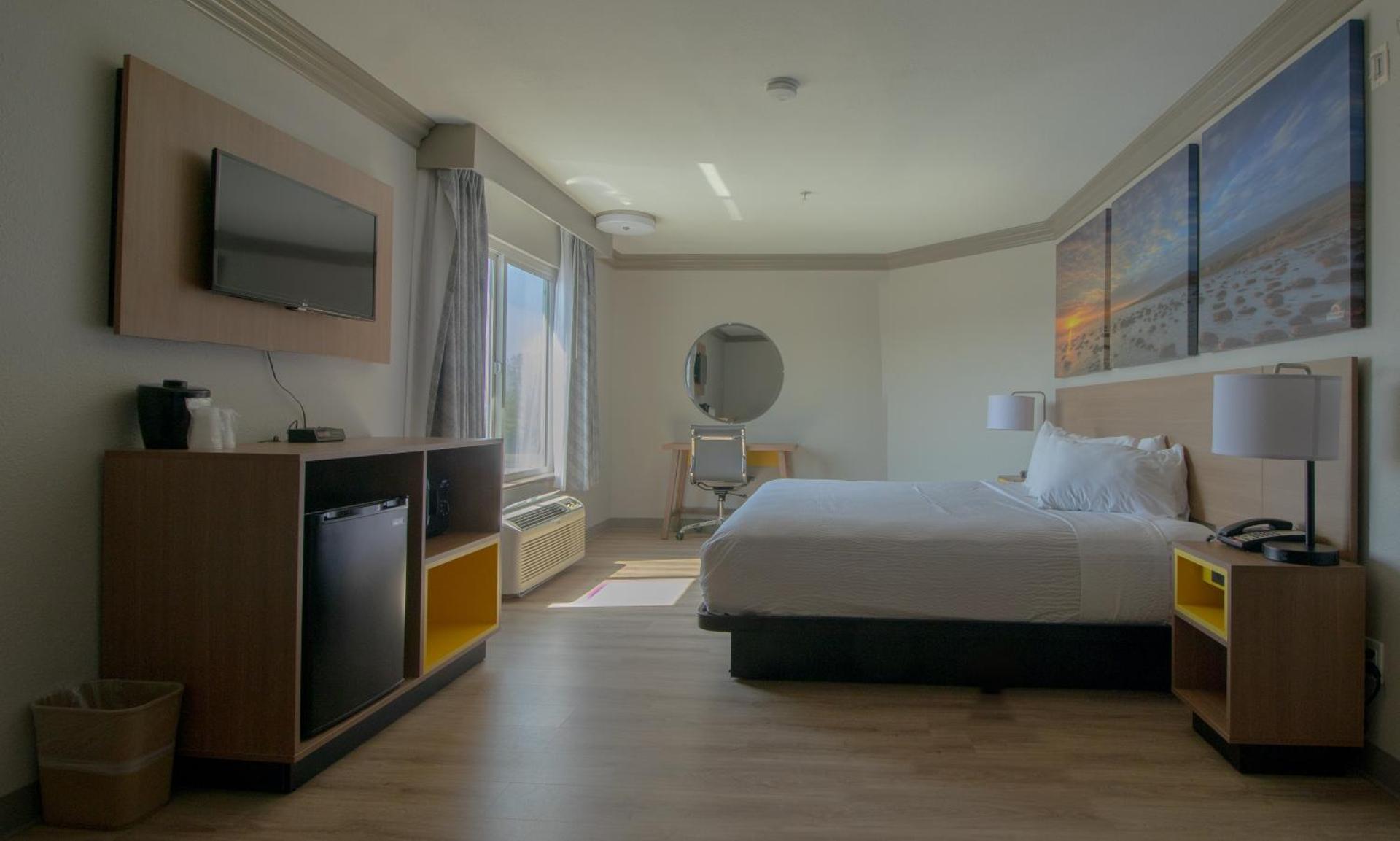 Photo of the whole room