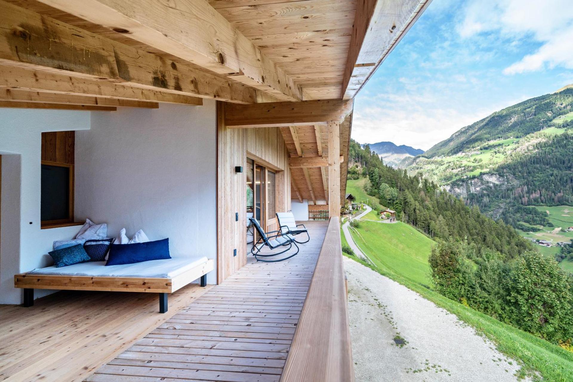 Lagar Apartement Struzer Michele