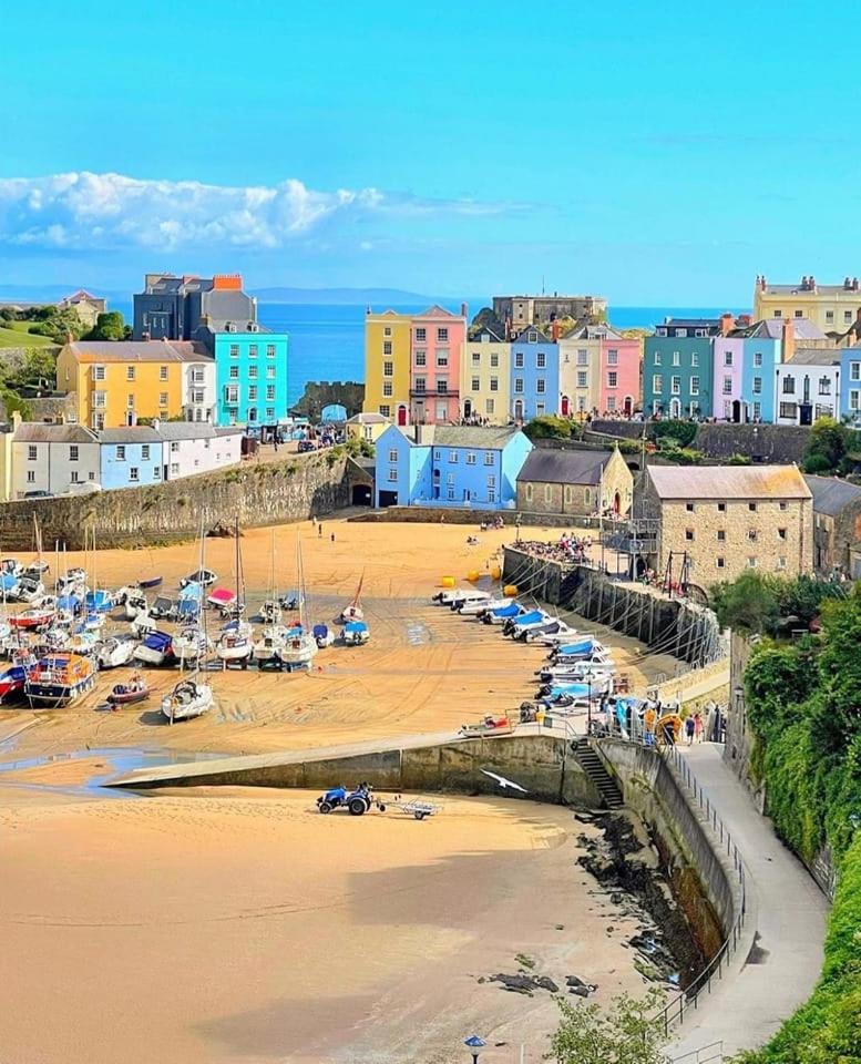 Gwandalan - 1 Bed Apartment, Within Tenby Town Walls