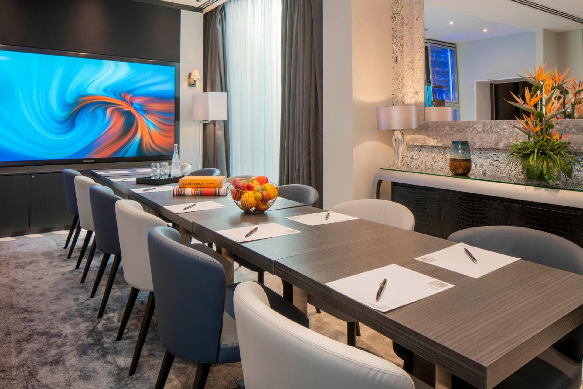 Meeting/conference room