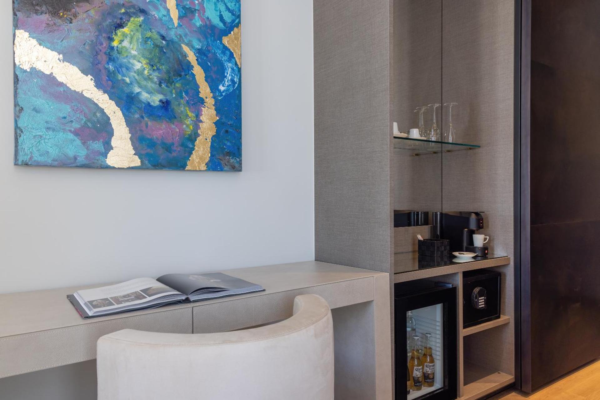 Coffee/tea facilities