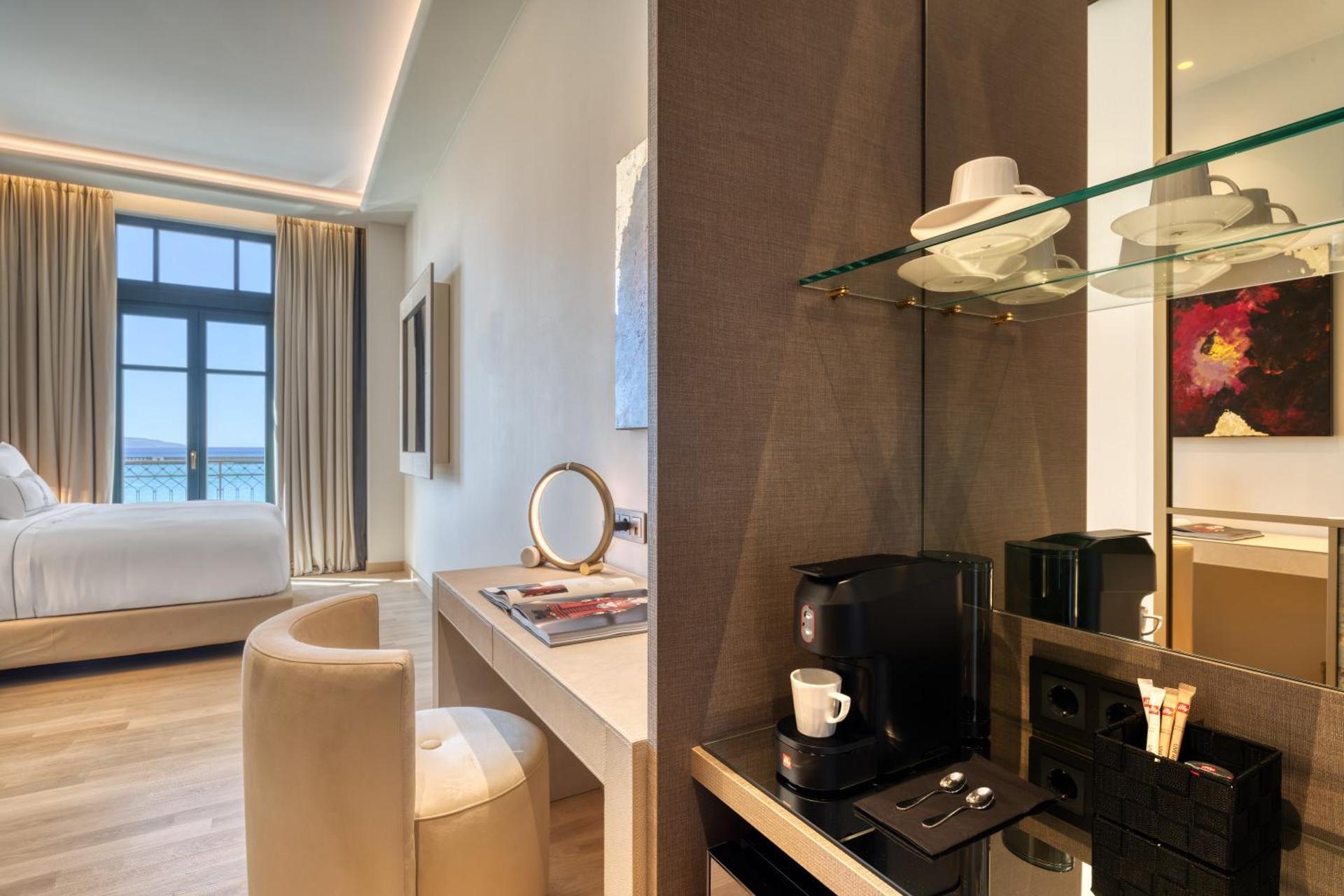 Coffee/tea facilities