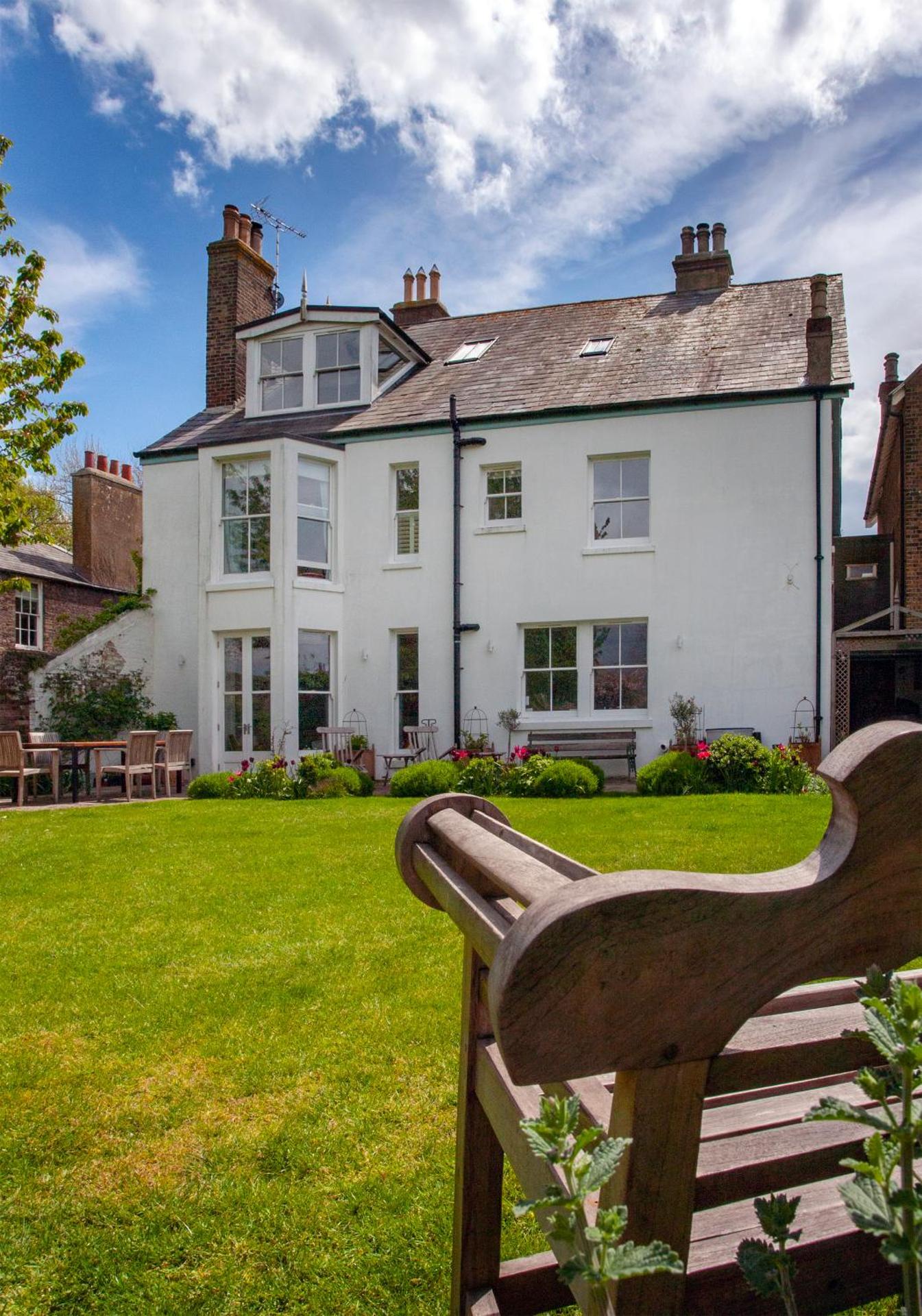 Bear's Well Guest House