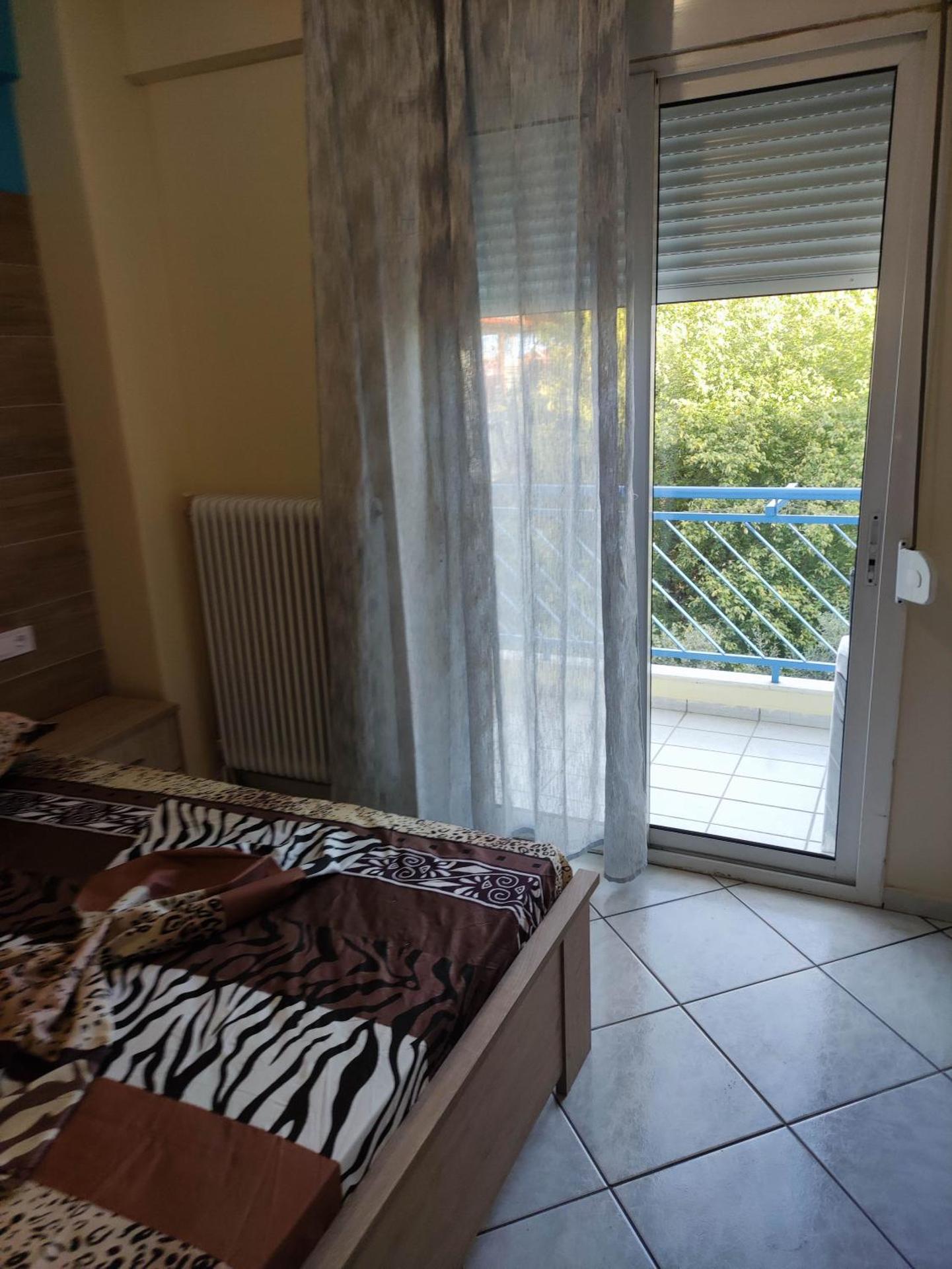 GCM 1 ROOMS kentro k parking