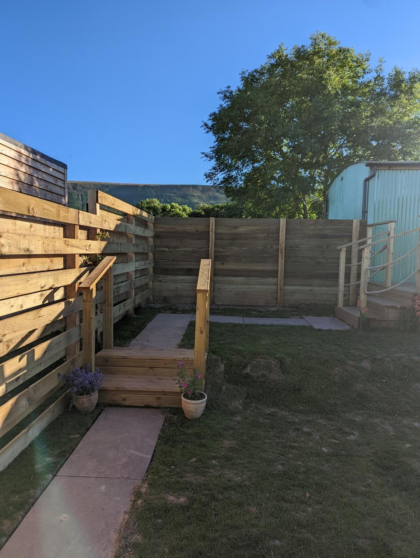 Red darren luxury hut