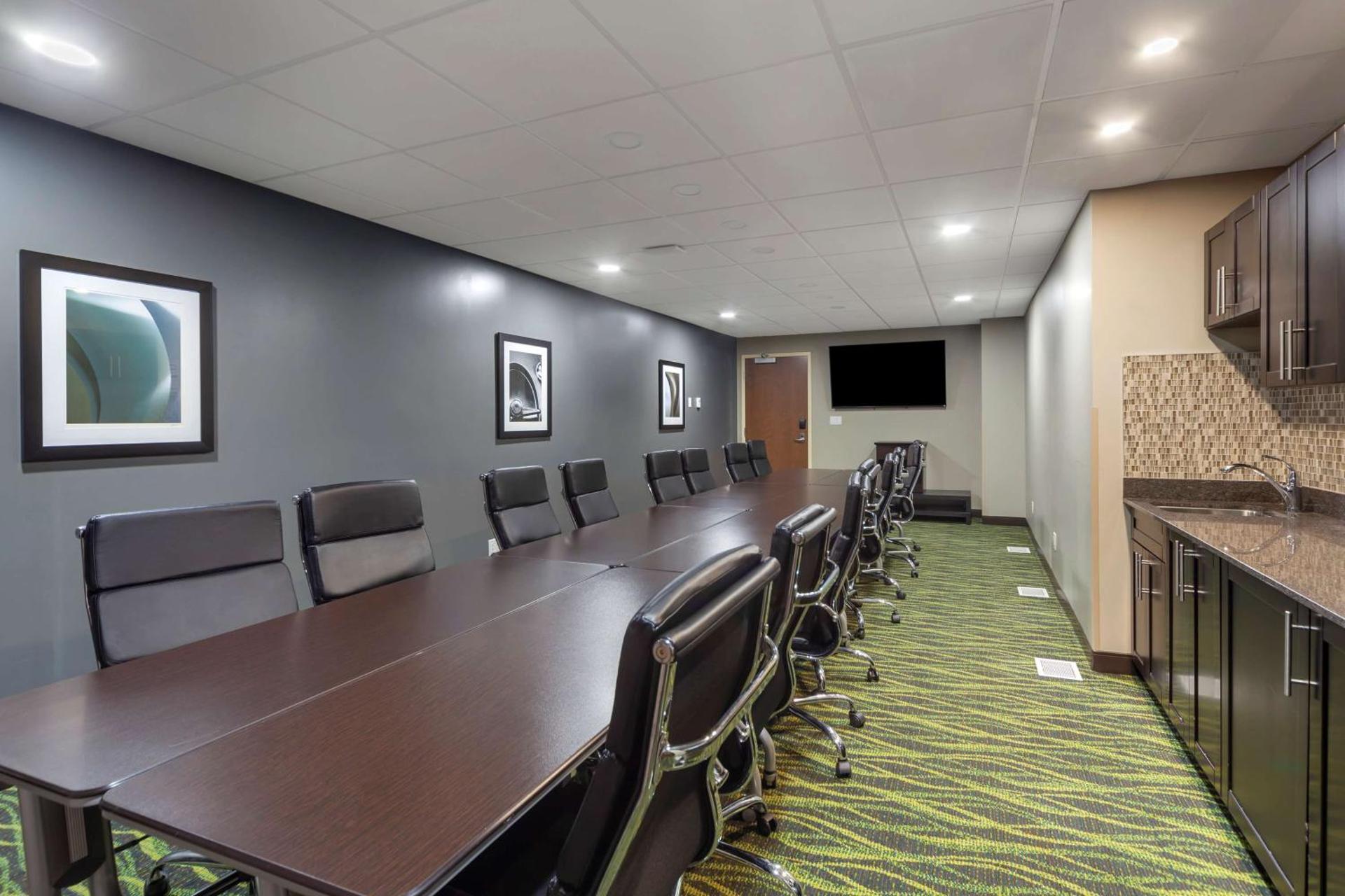 Meeting/conference room