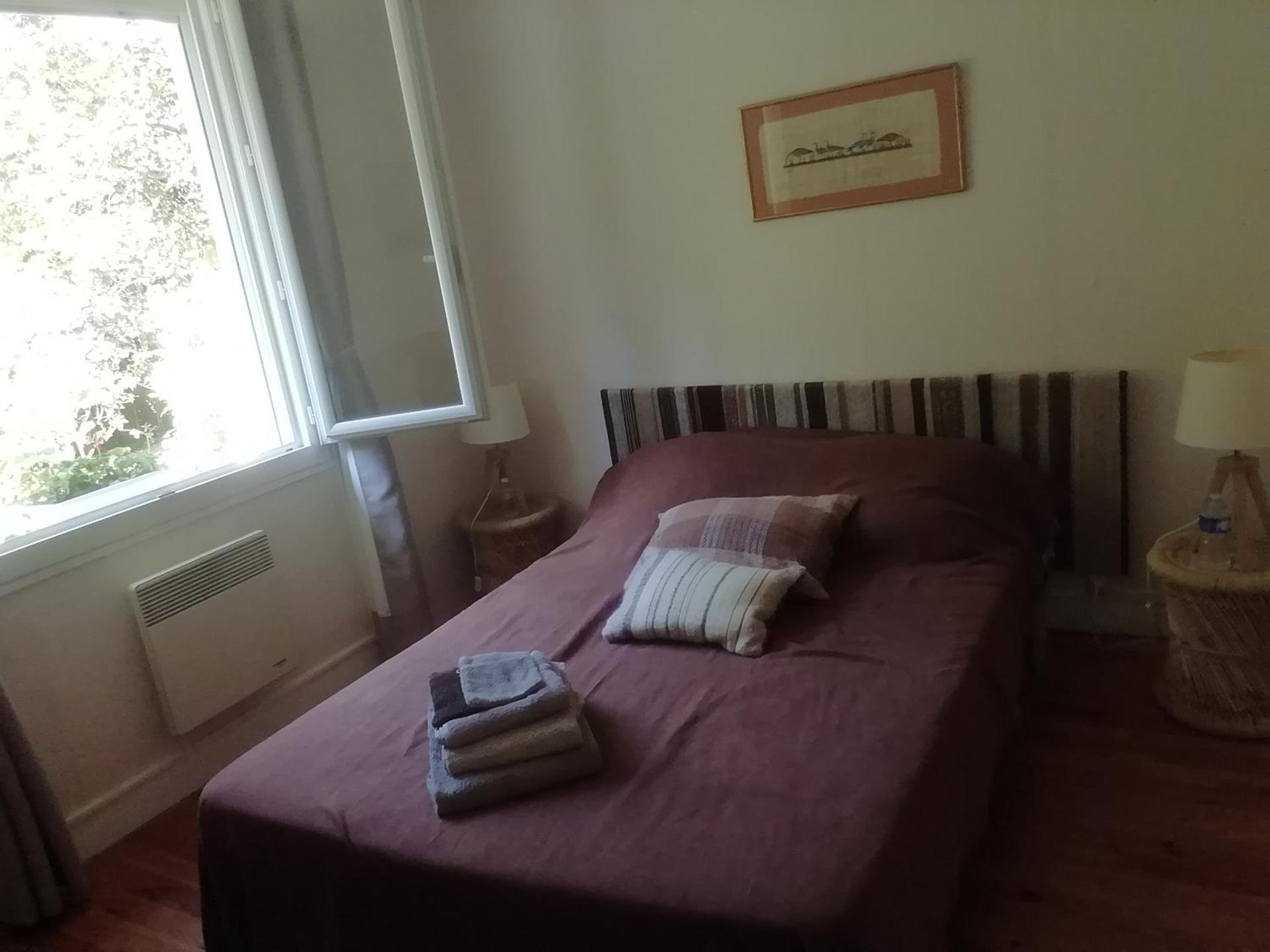 Maison de village en bord de rivière