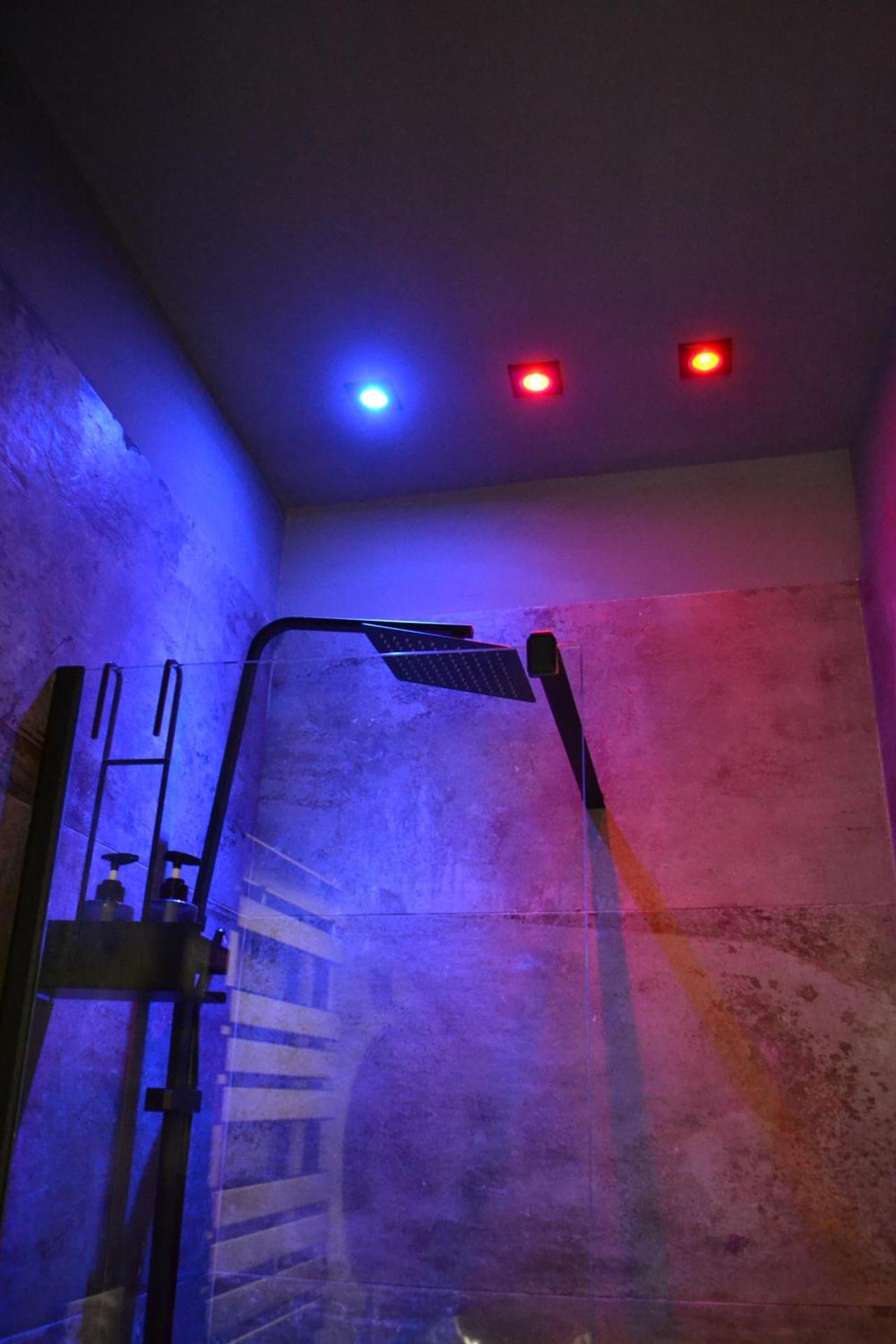 HV Suites PAUSILYPON