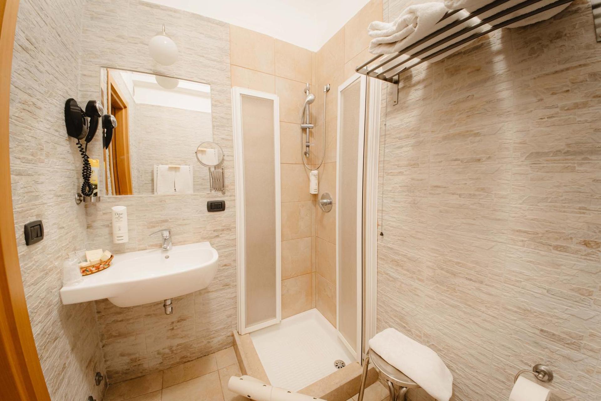 Double Room with Spa Bath