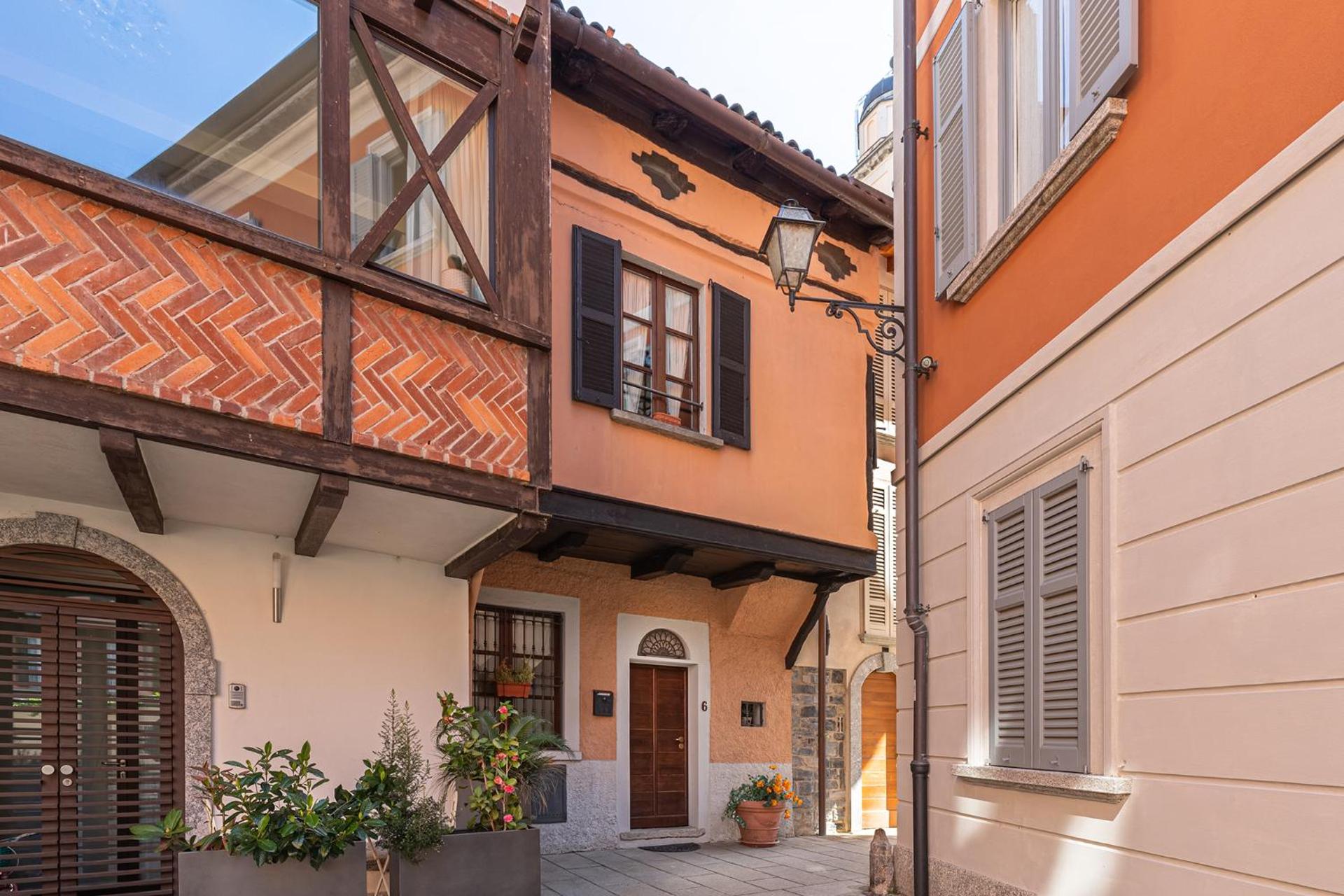 Casa al Lago di Como in Riva Cernobbio