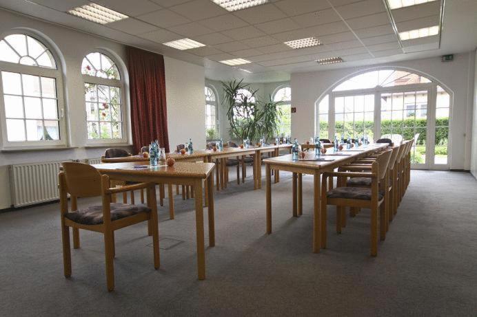 Meeting/conference room