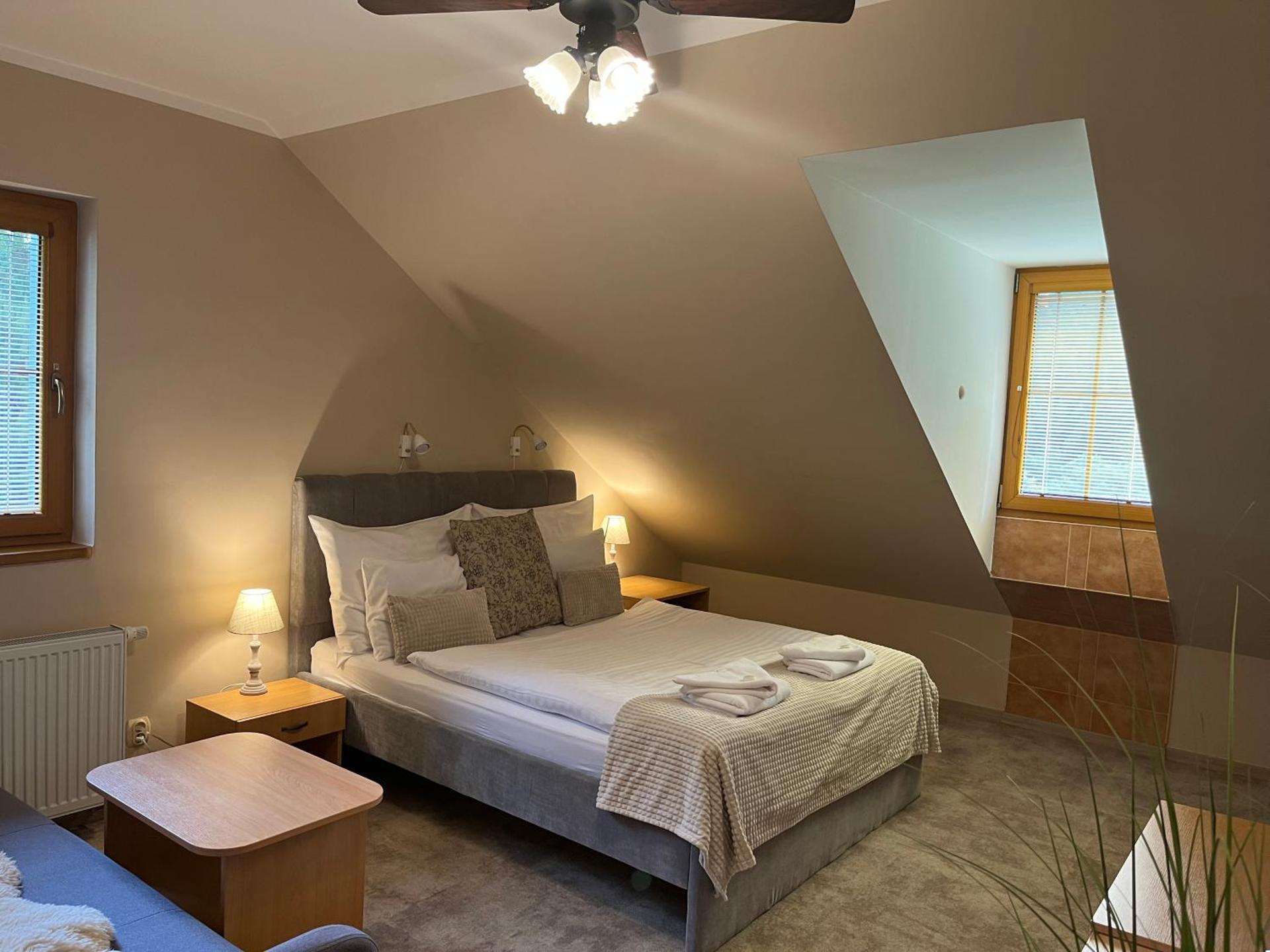 Deluxe Double Room with Extra Bed