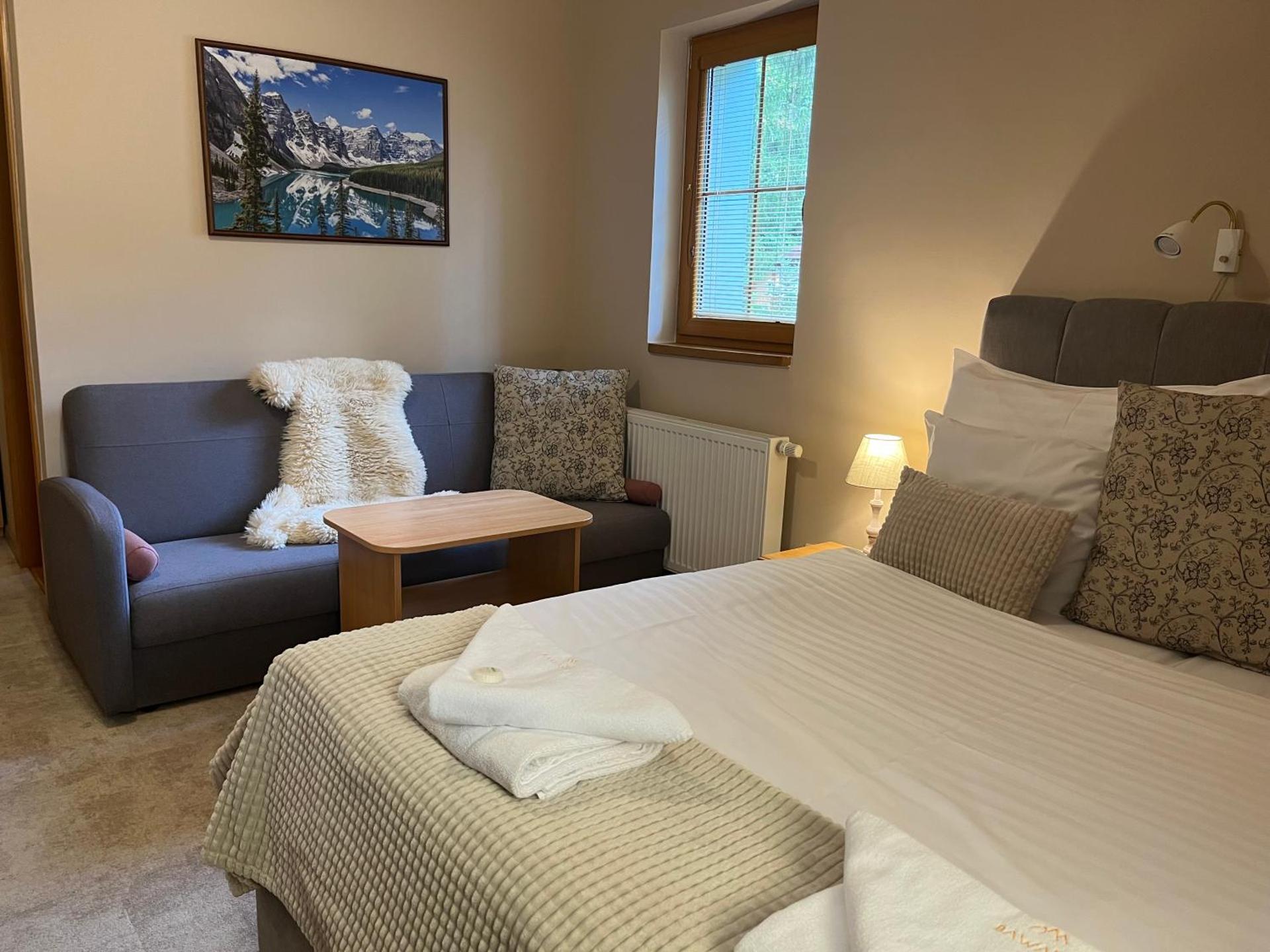 Deluxe Double Room with Extra Bed