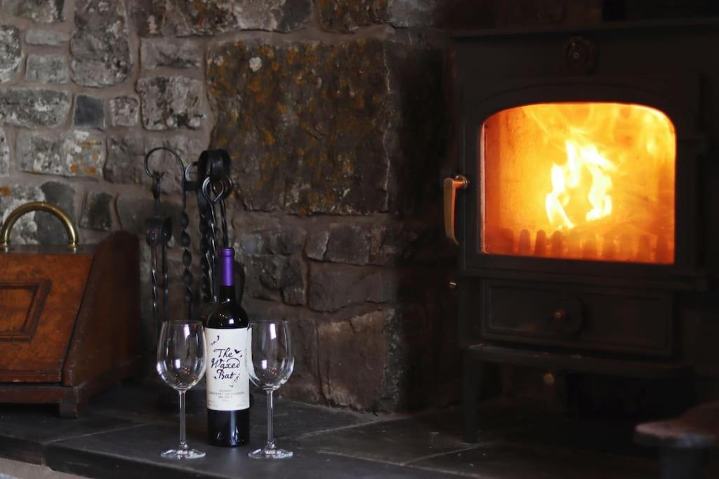 18th Century Farmhouse, England Wales Border, Breathtaking Views