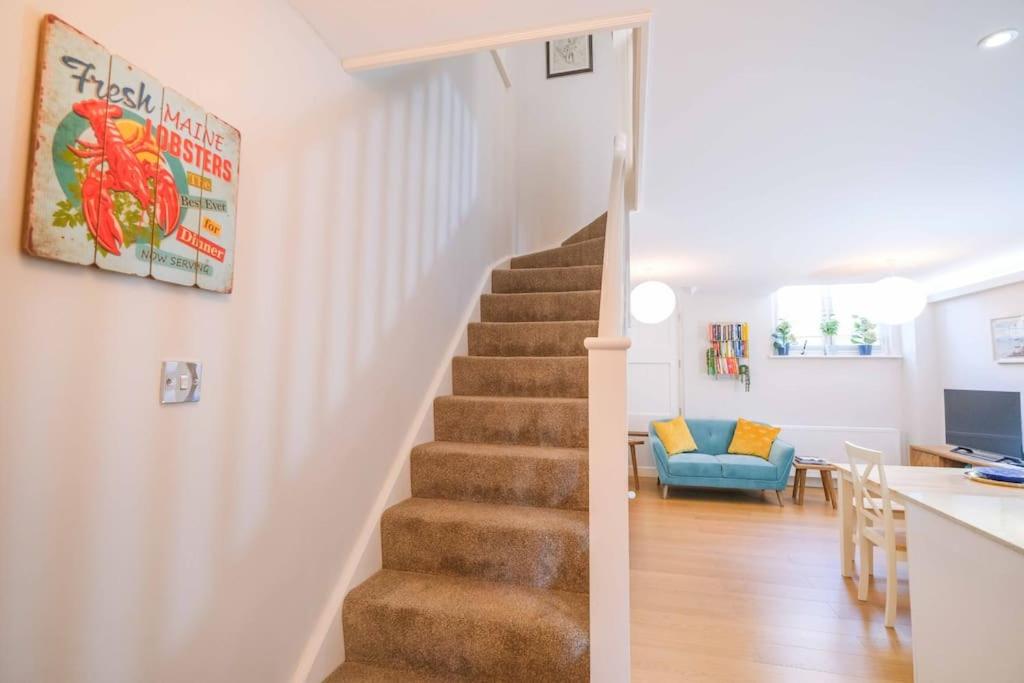 Old School Mews in Broadstairs - Exclusive unmissable deals! Book now before it's too late!