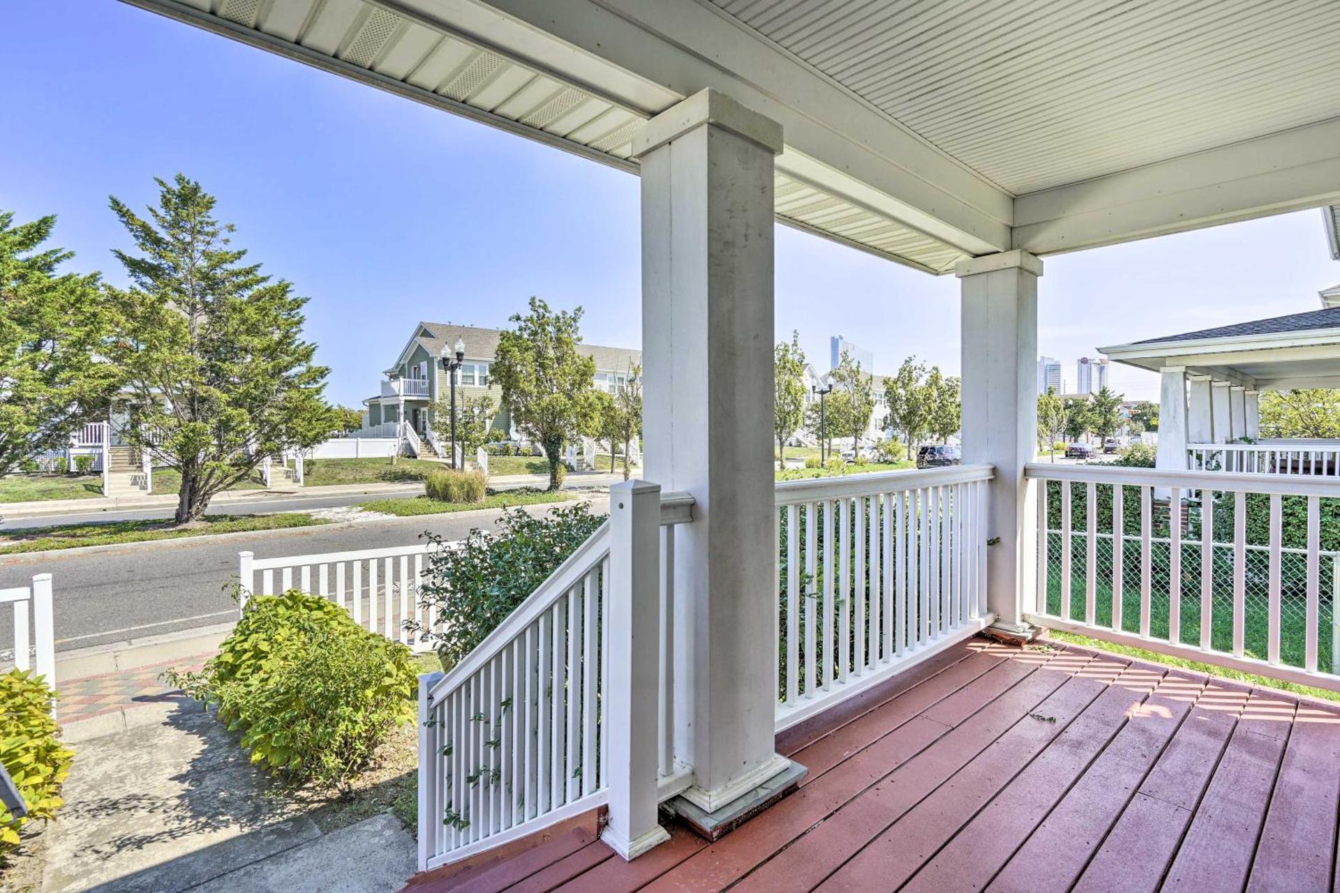 1 Mi to Beach and Casinos Home in Atlantic City!