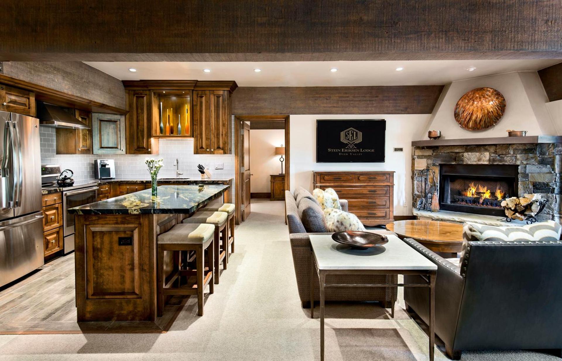 Kitchen or kitchenette