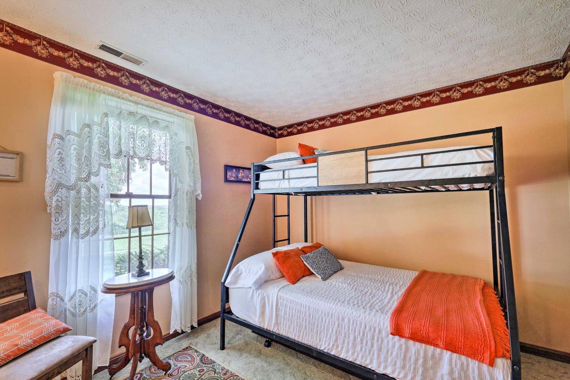 Charming Williamstown Retreat with Private Yard