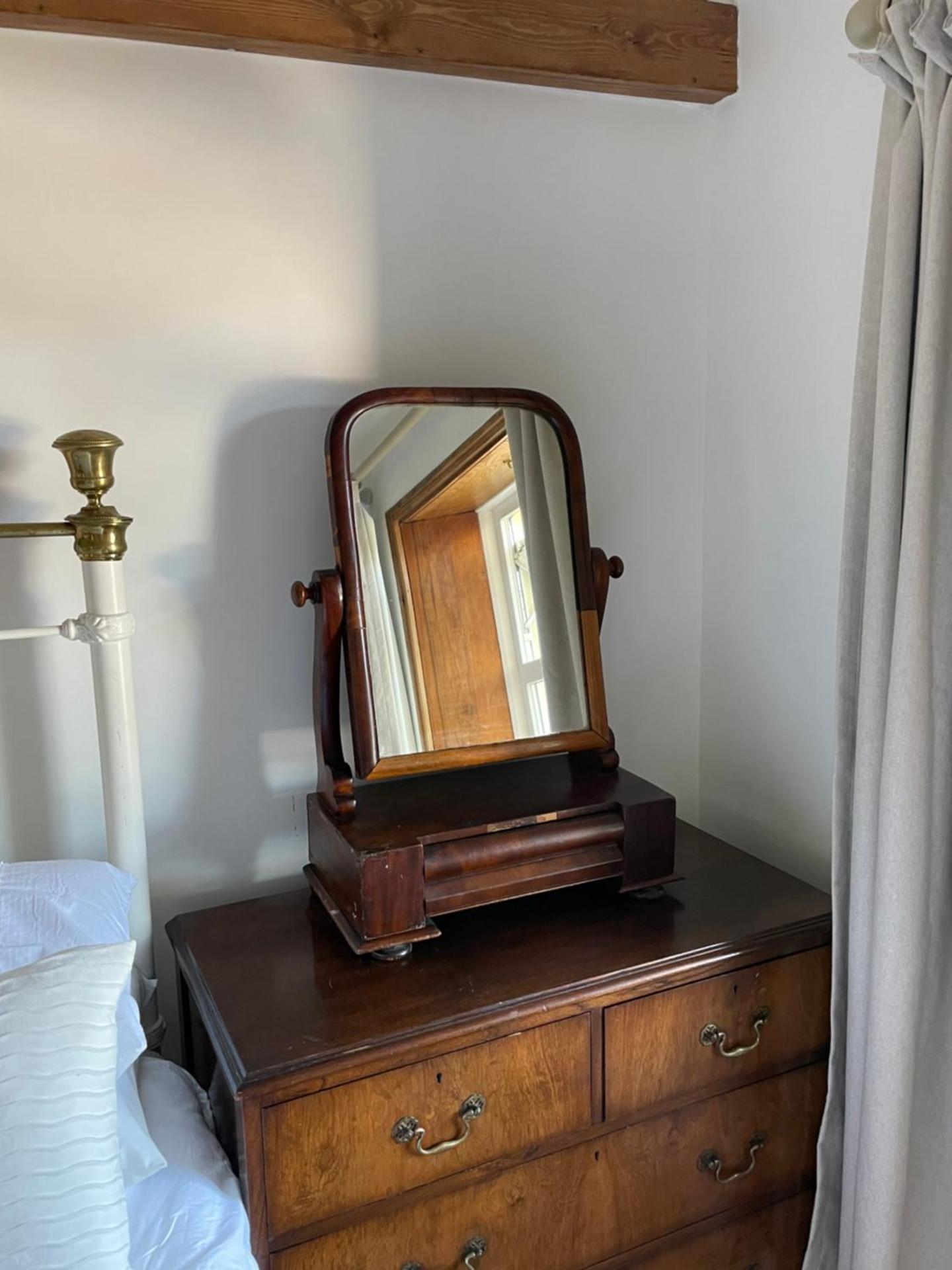 Buttercup Cottage, located in the gateway to Eden!