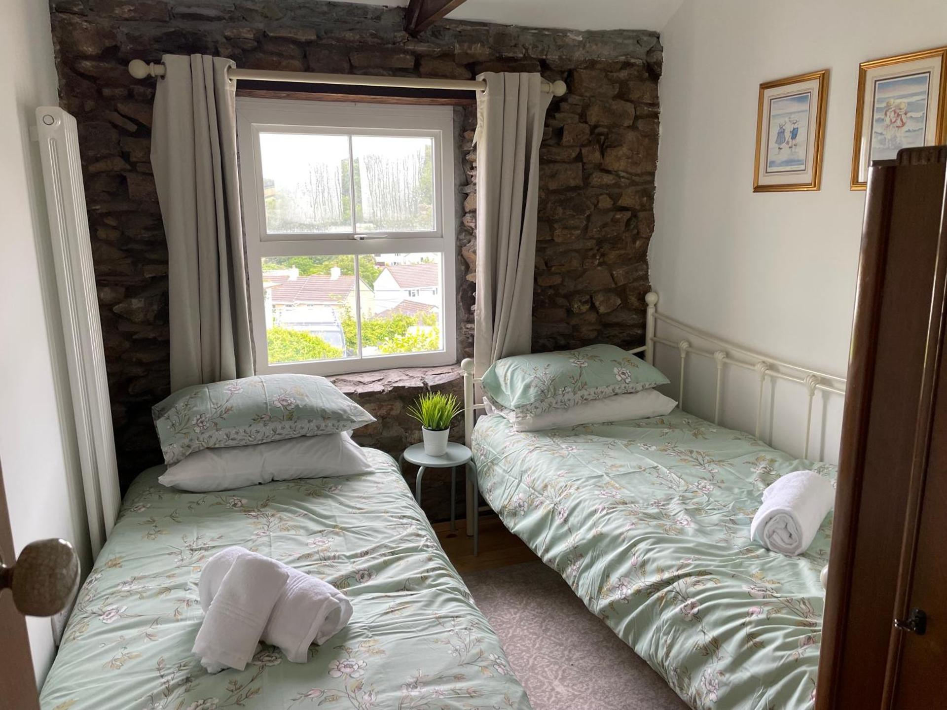 Buttercup Cottage, located in the gateway to Eden!