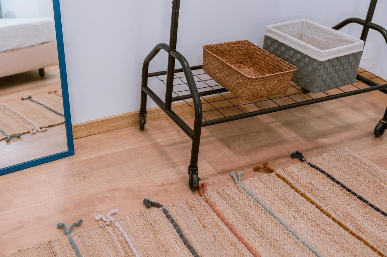 Single Bed in Mixed Dormitory Room