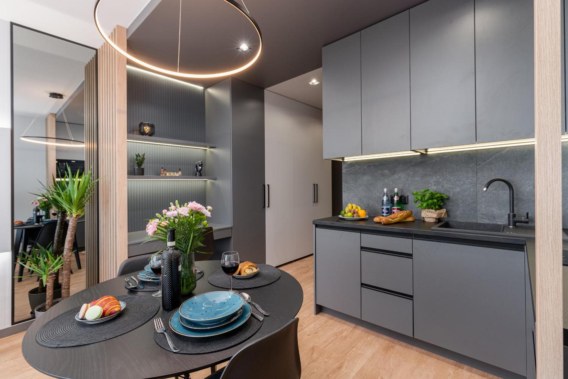 Kitchen or kitchenette