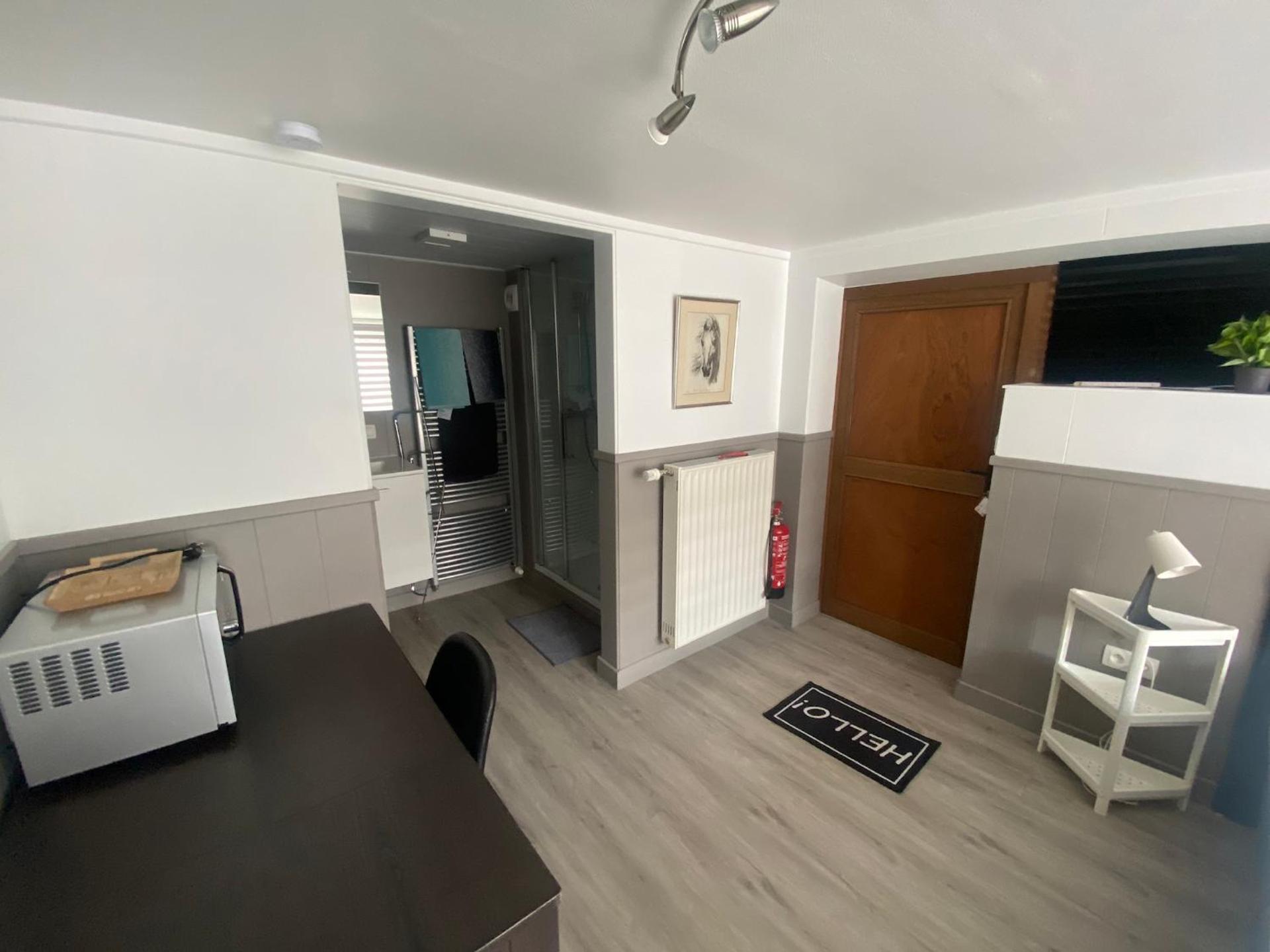 Route 123 Birchwood Pension