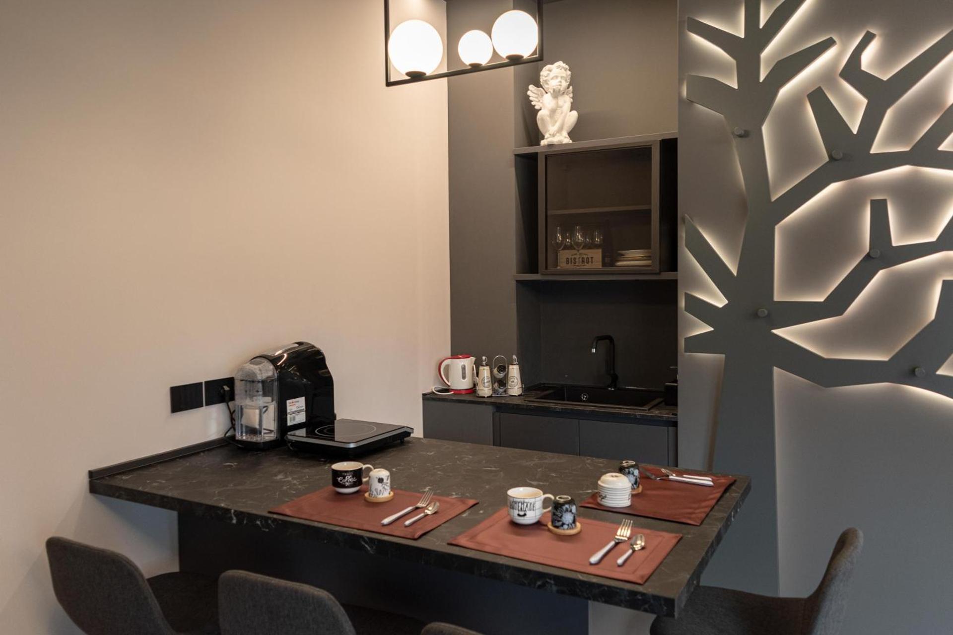 Coffee/tea facilities