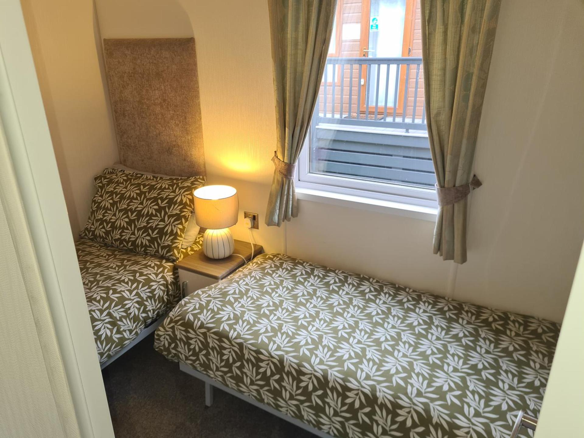 Bock Retreat Lodge 54 with Hot Tub