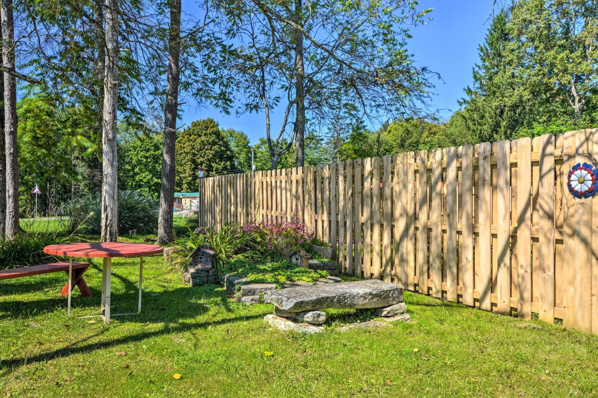 Explore New River Gorge Quiet Couples Retreat