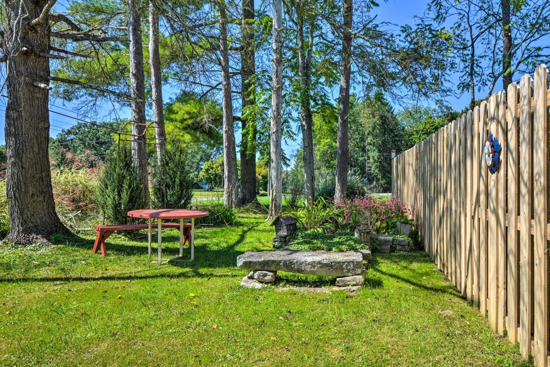 Explore New River Gorge Quiet Couples Retreat