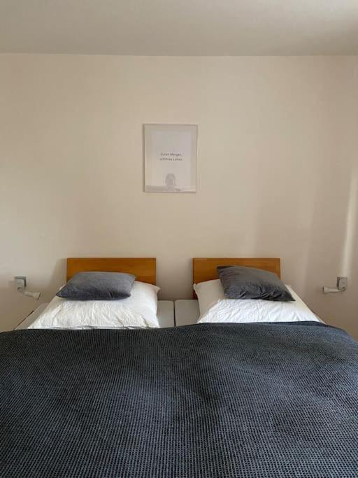 SCHÖNE HELLE FERIENWOHNUNG