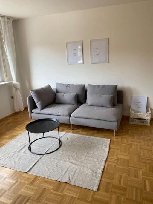 SCHÖNE HELLE FERIENWOHNUNG
