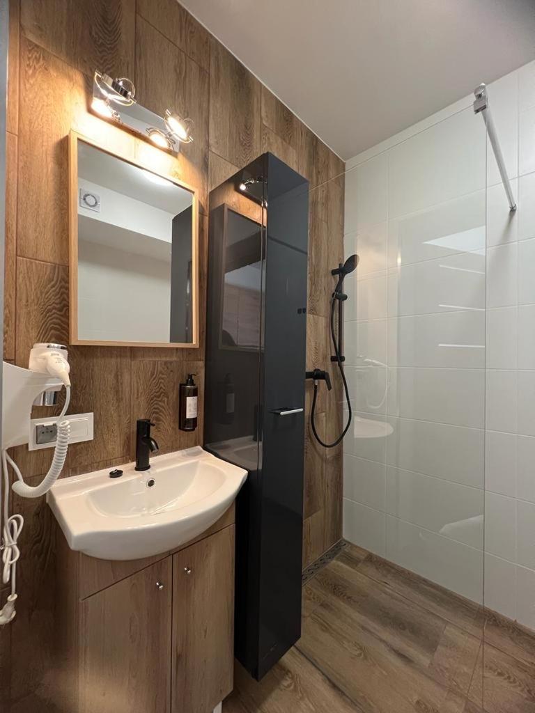 Niron Apartamenty Królowej Jadwigi Złotów